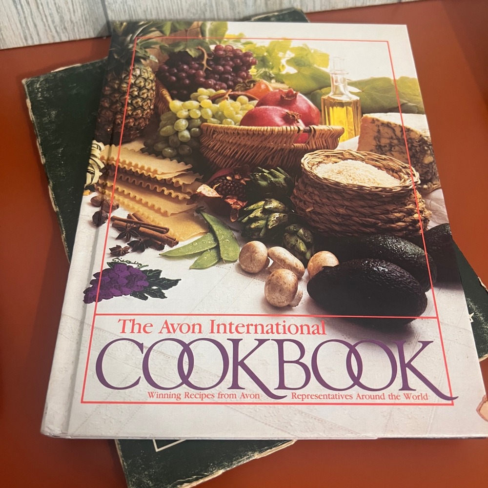 The Avon International Cookbook 1983 Better Homes and Gardens Recipes Vintage